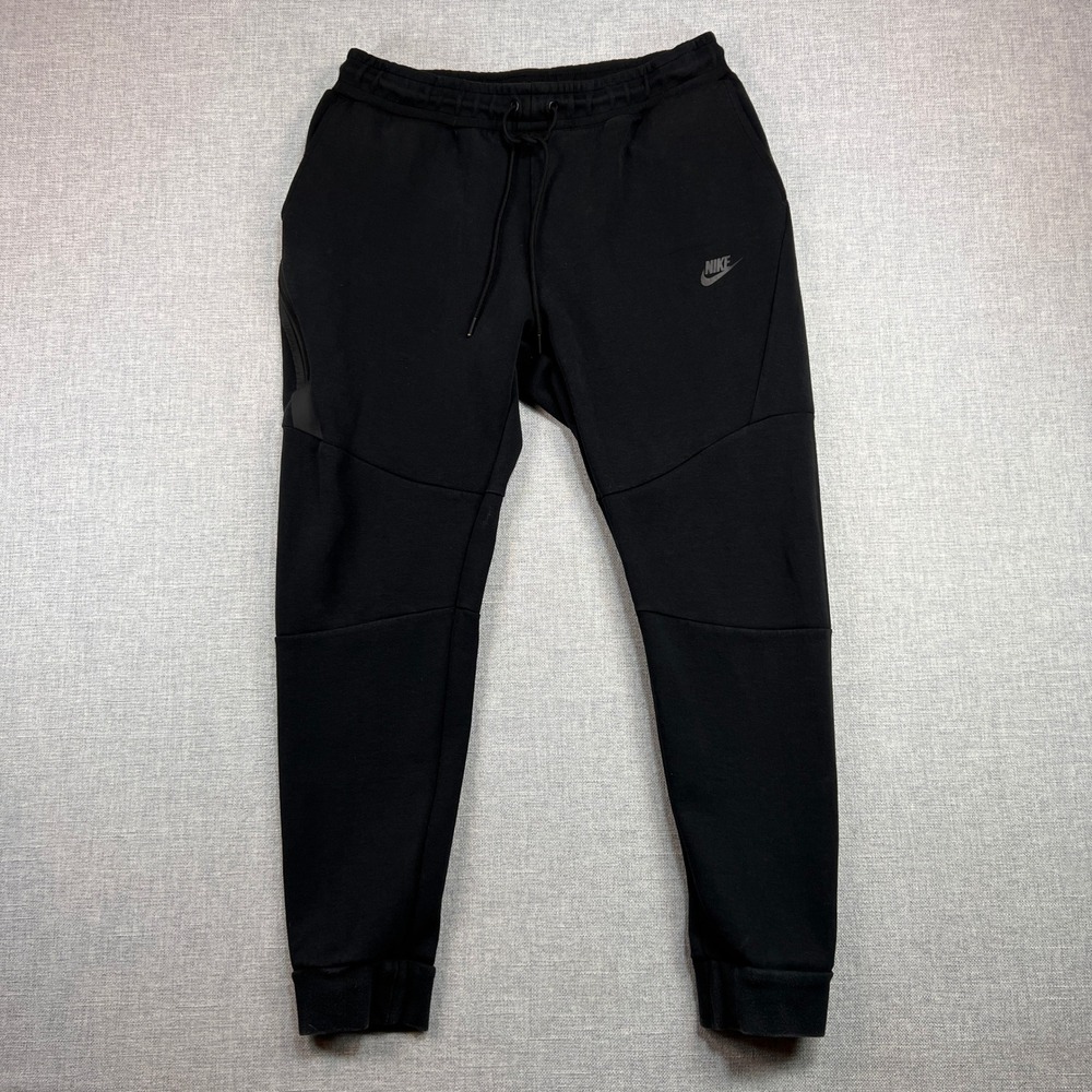 Nike Sportswear Tech Fleece Joggers Men Large Black Athleisure Active 805162-010